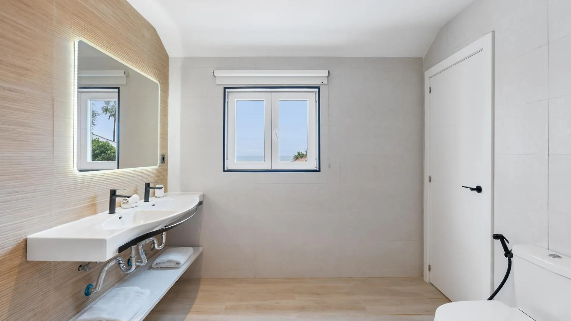Home4U Mediterranean Sea Views Villa Alkaff Manilva 0*,  Spain