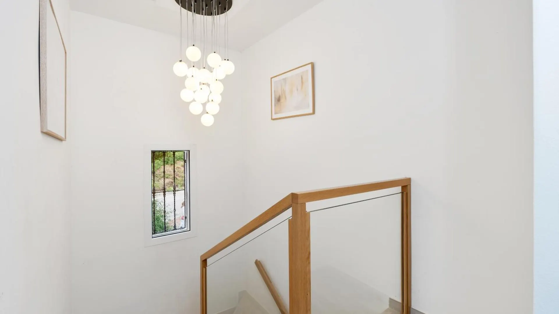 Home4U Mediterranean Sea Views Villa Alkaff Manilva 0*,