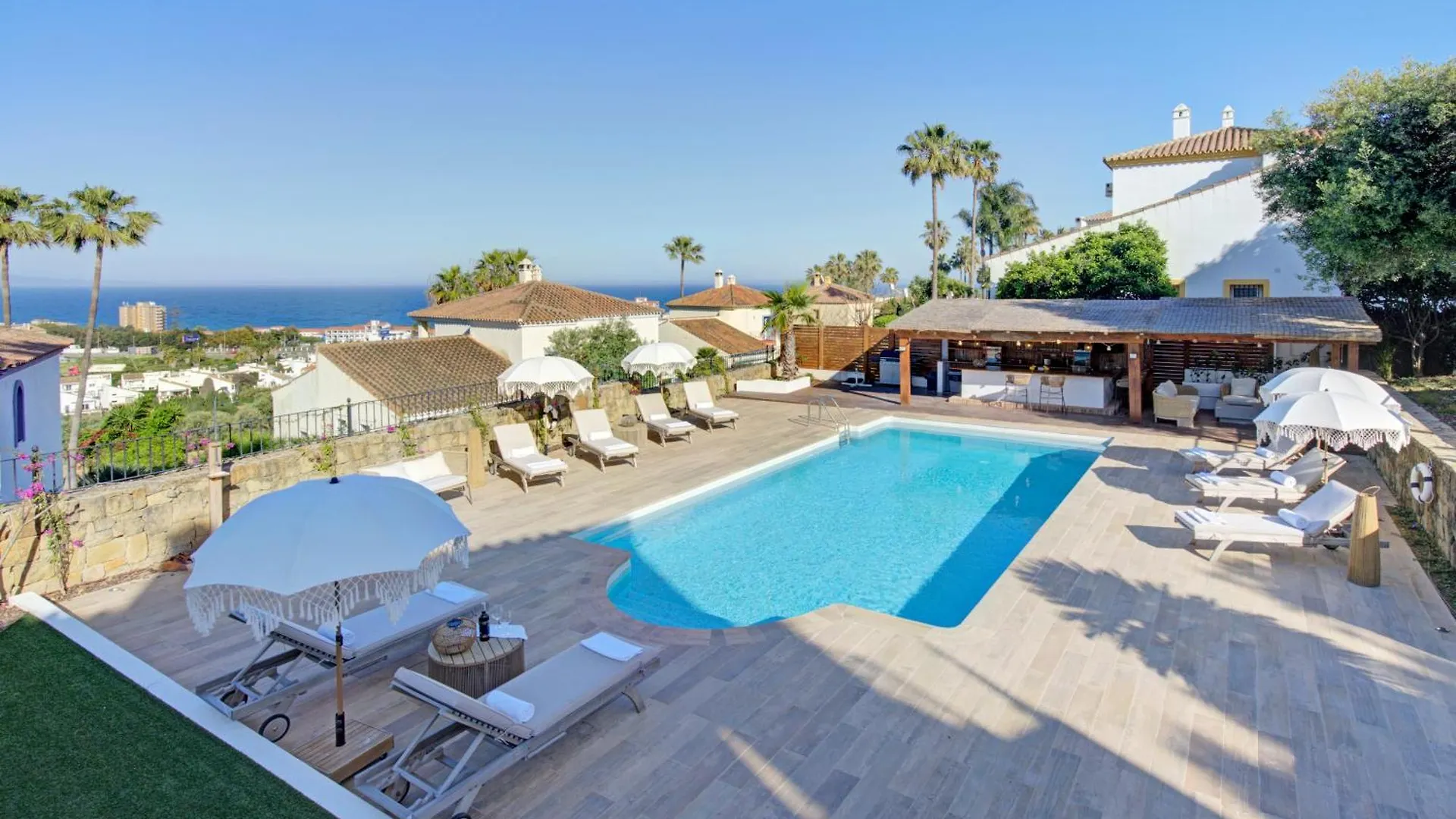 Home4U Mediterranean Sea Views Villa Alkaff Manilva Spain