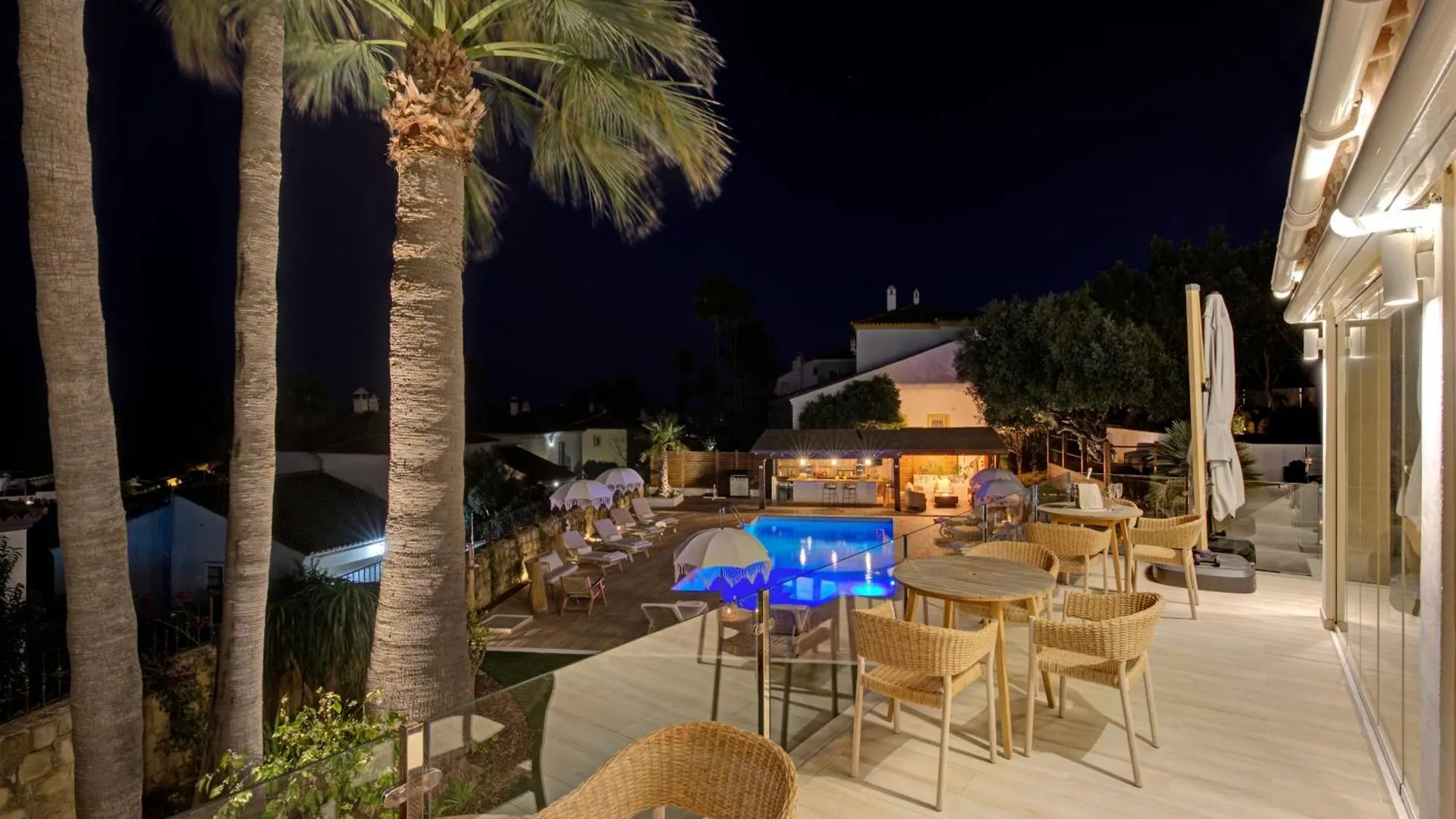 Home4U Mediterranean Sea Views Villa Alkaff Manilva 0*,