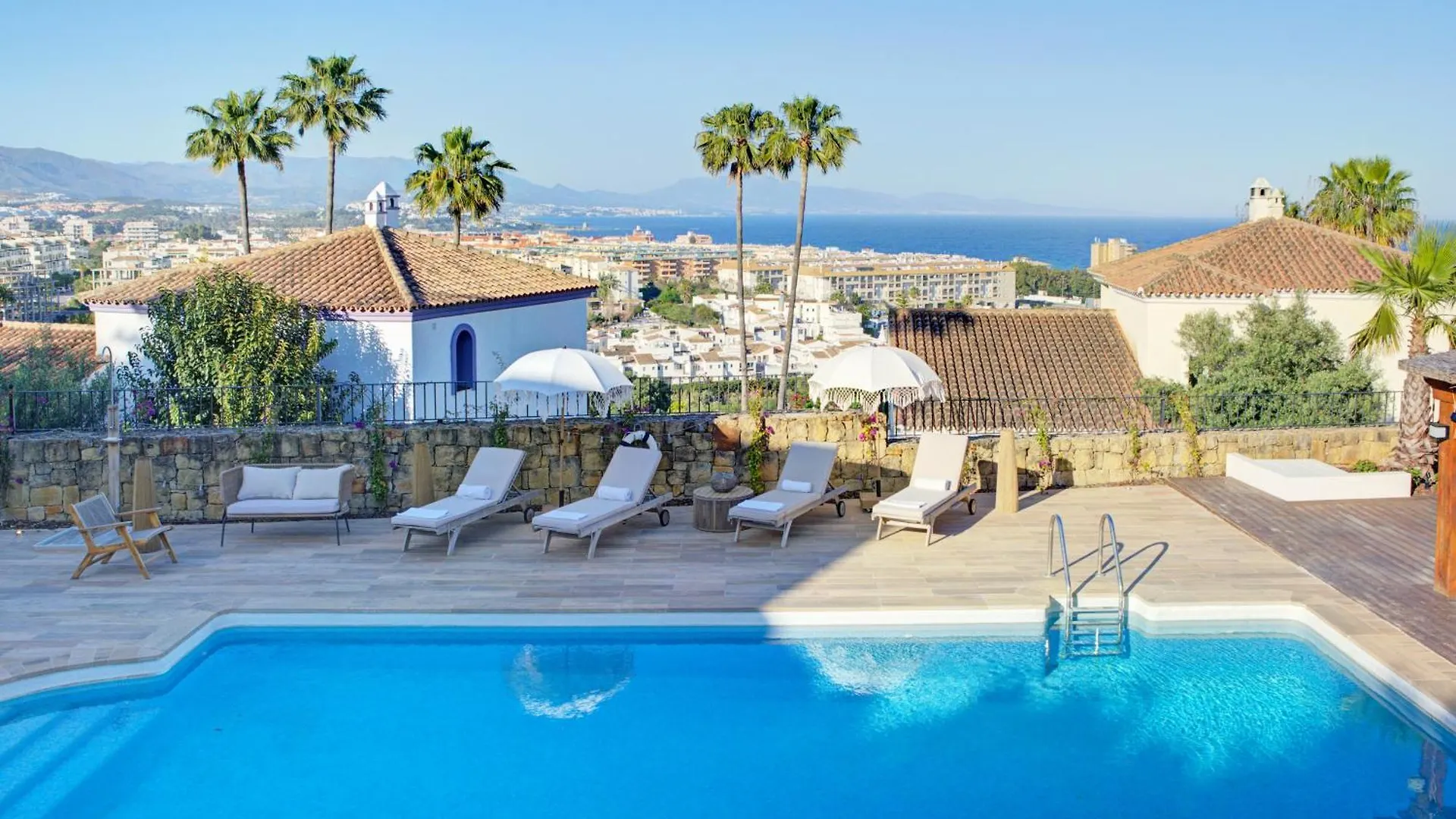 Home4U Mediterranean Sea Views Villa Alkaff Manilva Spain