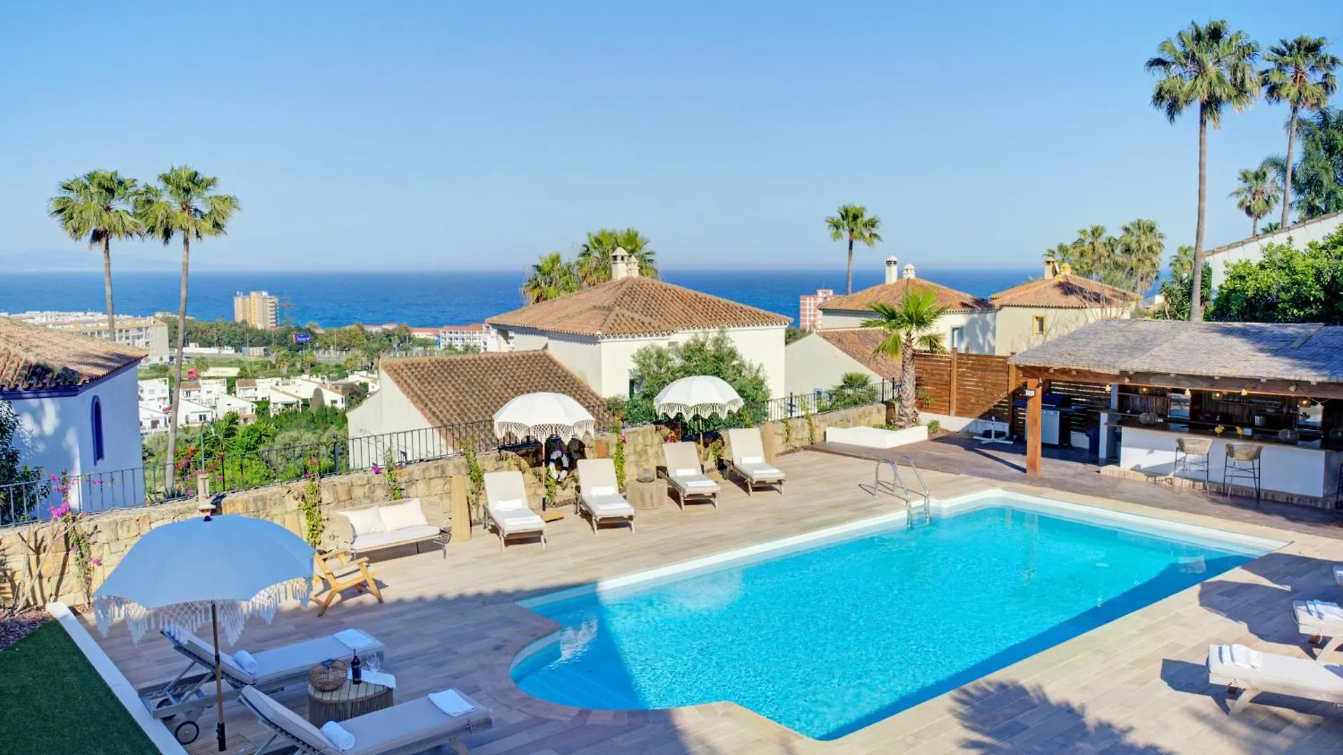 Home4U Mediterranean Sea Views Villa Alkaff Manilva Spain